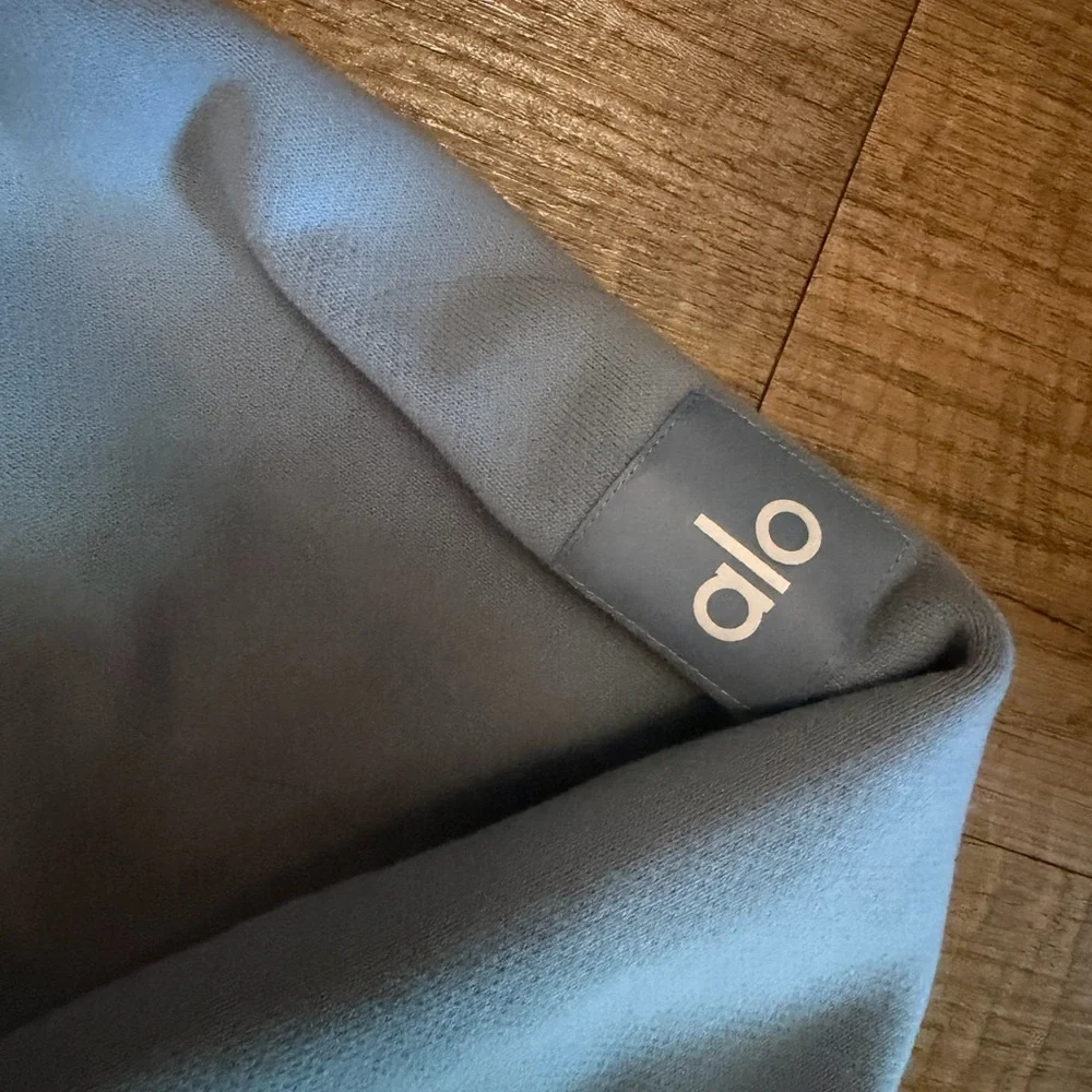 ALO Yoga celestial blue Renown Heavy Weight Hoodie